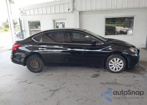2017 Nissan Sentra S z USA, uszkodzony, nr VIN 3N1AB7AP5HY353499